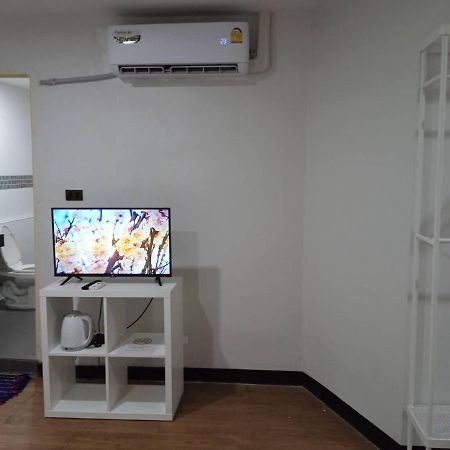 Nk Guesthouse 1 Bangkok Exterior photo
