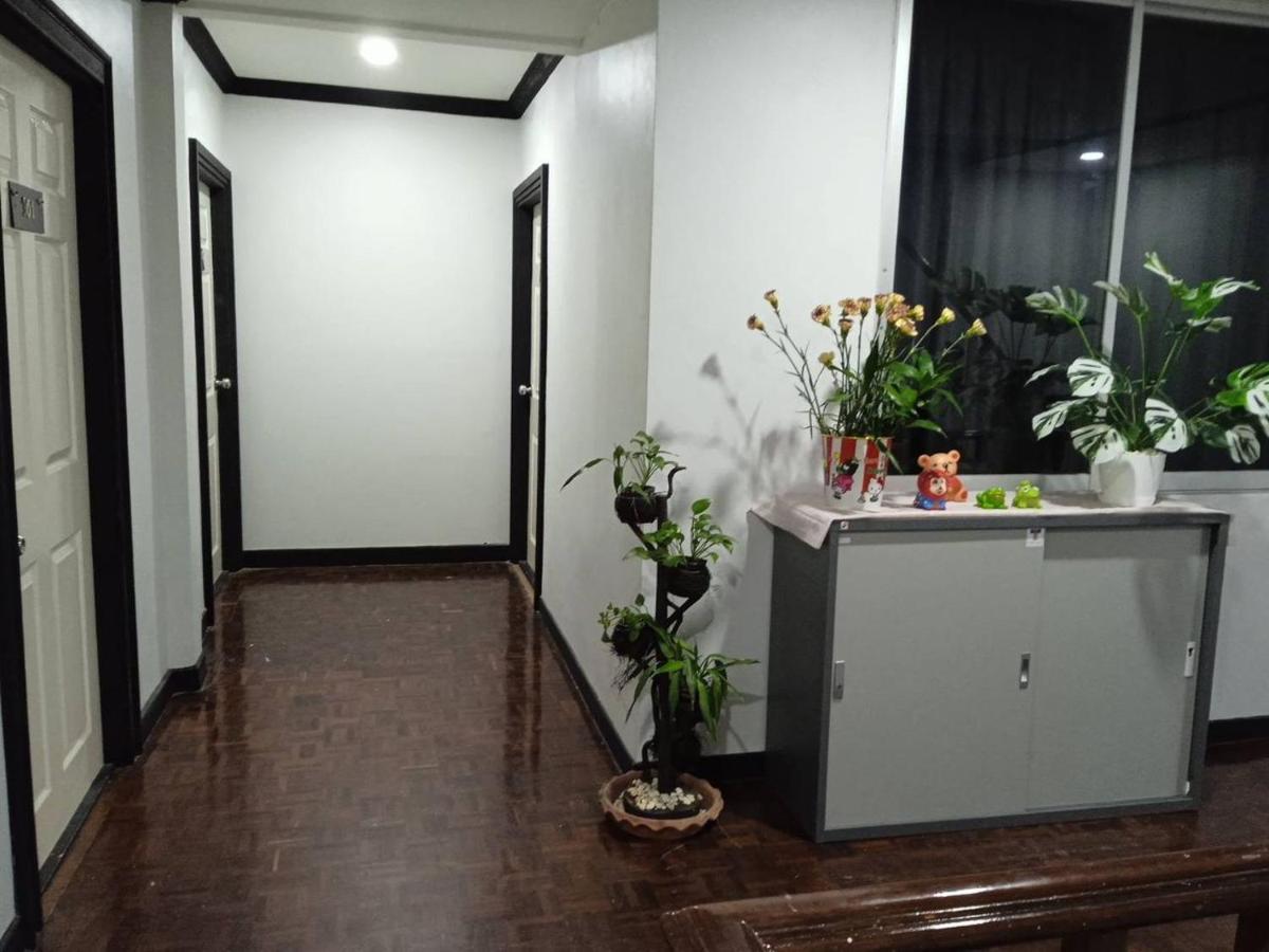 Nk Guesthouse 1 Bangkok Exterior photo