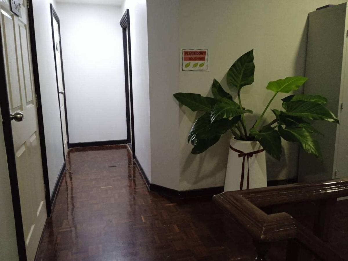 Nk Guesthouse 1 Bangkok Exterior photo