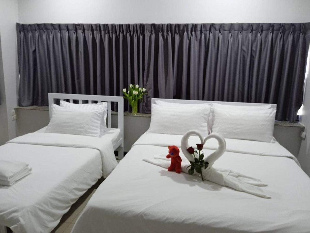 Nk Guesthouse 1 Bangkok Exterior photo